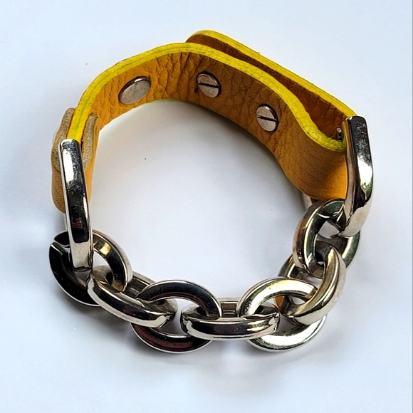 FOSSIL | Yellow Leather Chain Link Bracelet - Picture 1 of 5